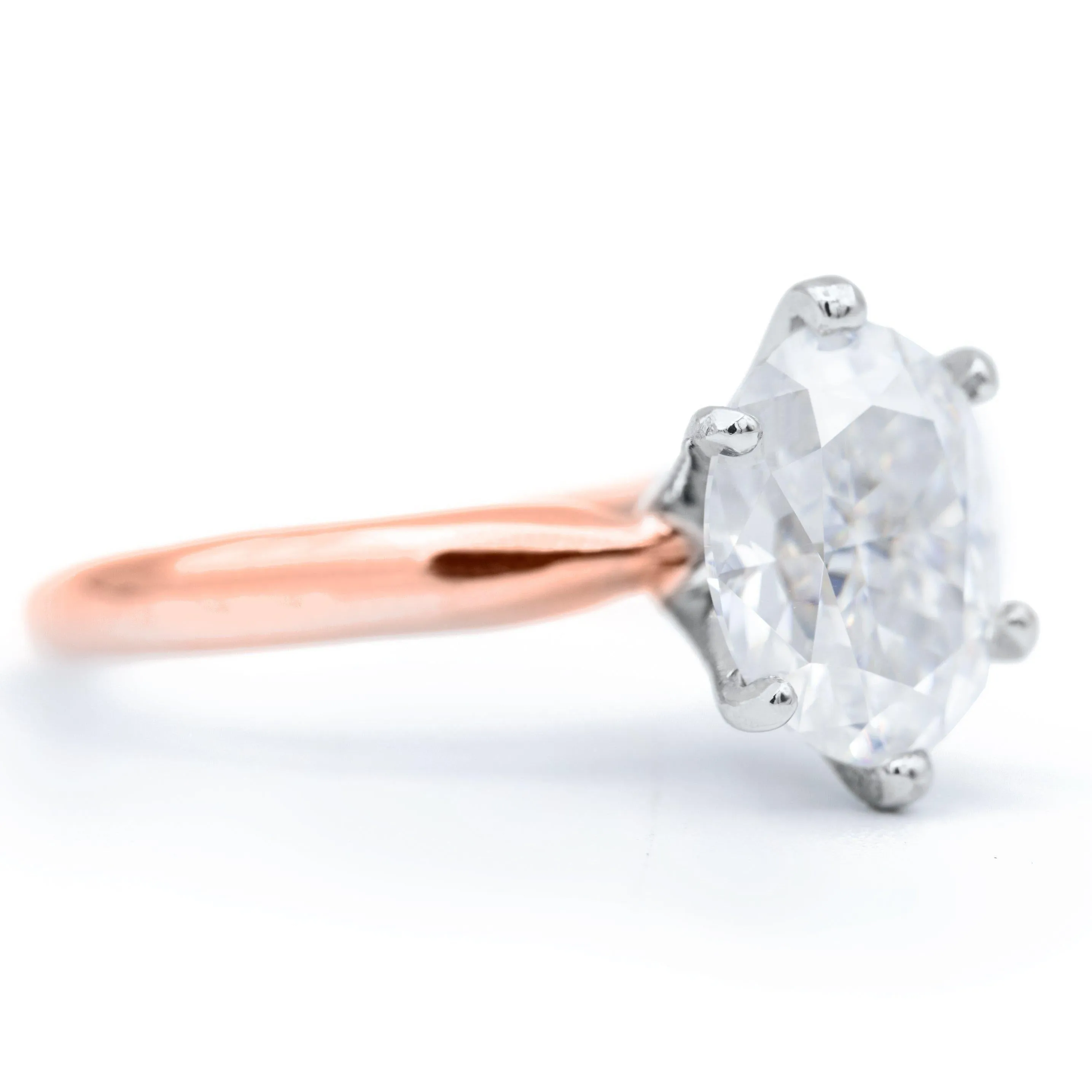 Oval First Crush FAB Moissanite 6 Prongs FANCY Solitaire Ring