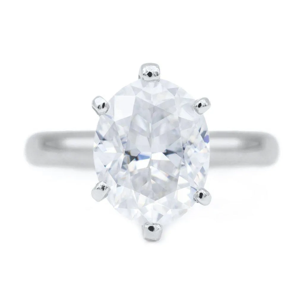 Oval First Crush FAB Moissanite 6 Prongs FANCY Solitaire Ring