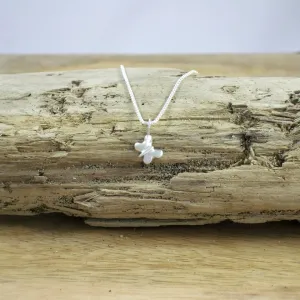 Pequeño Butterfly Pendant
