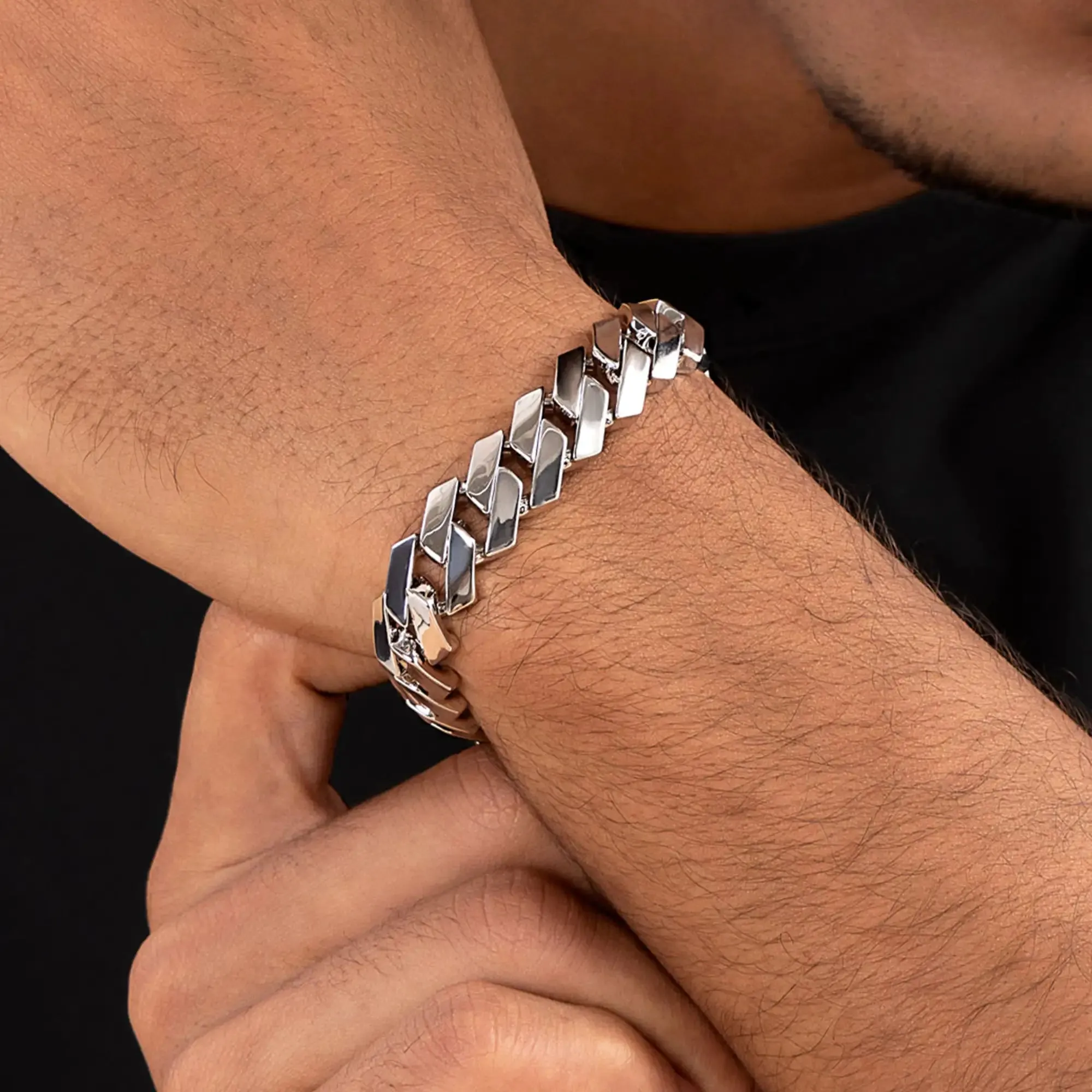 Plain Gold Prong Cuban Link Bracelet - 8mm