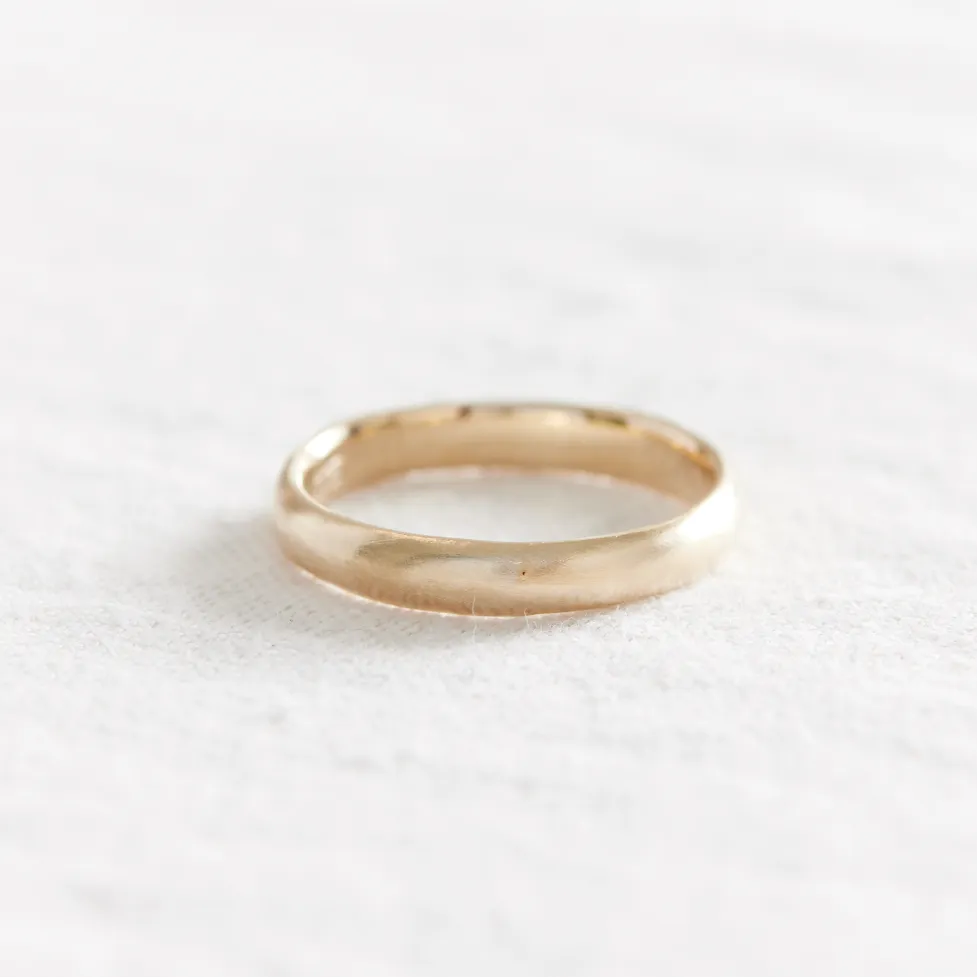 Round 4mm Band