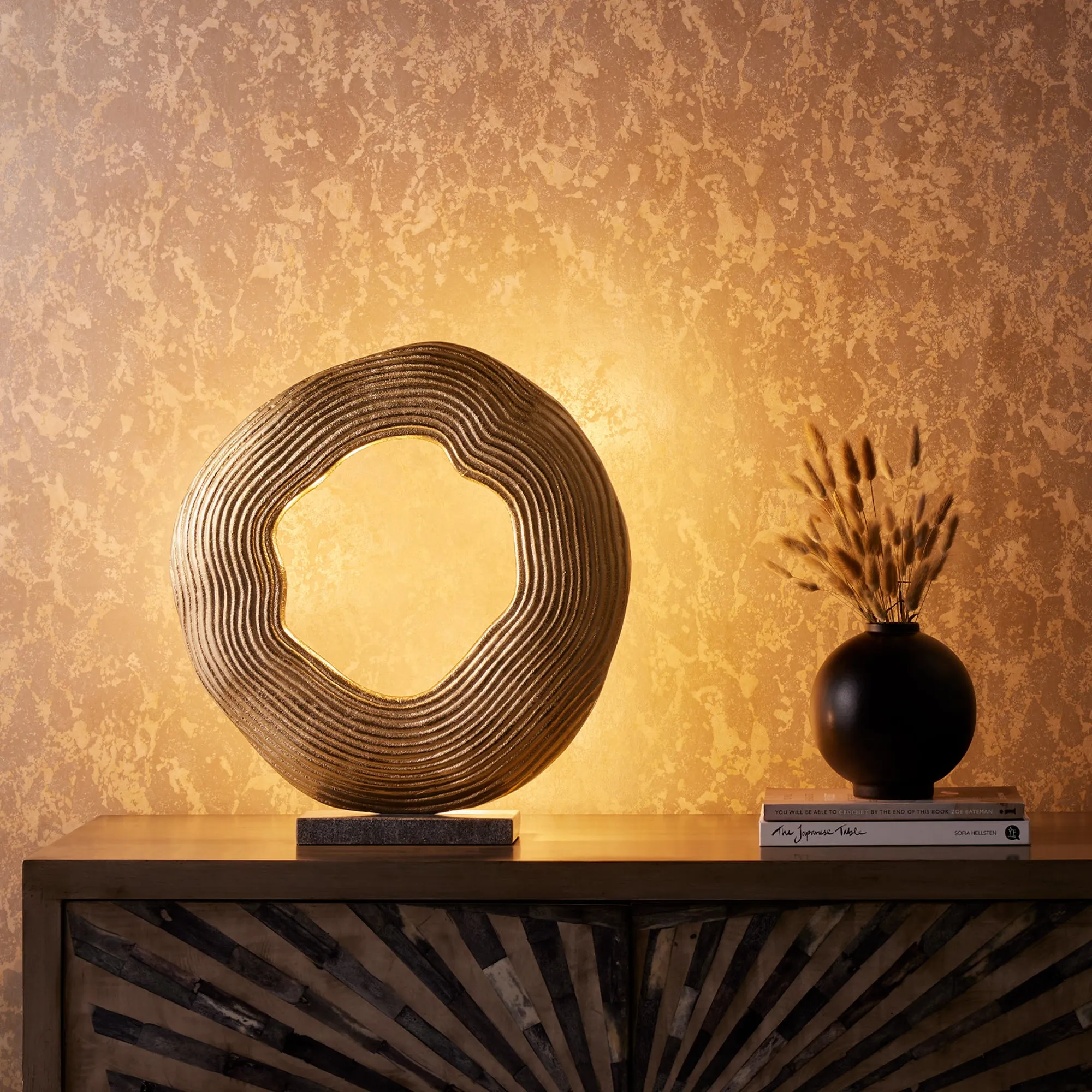 Splash Sculptural table lamp