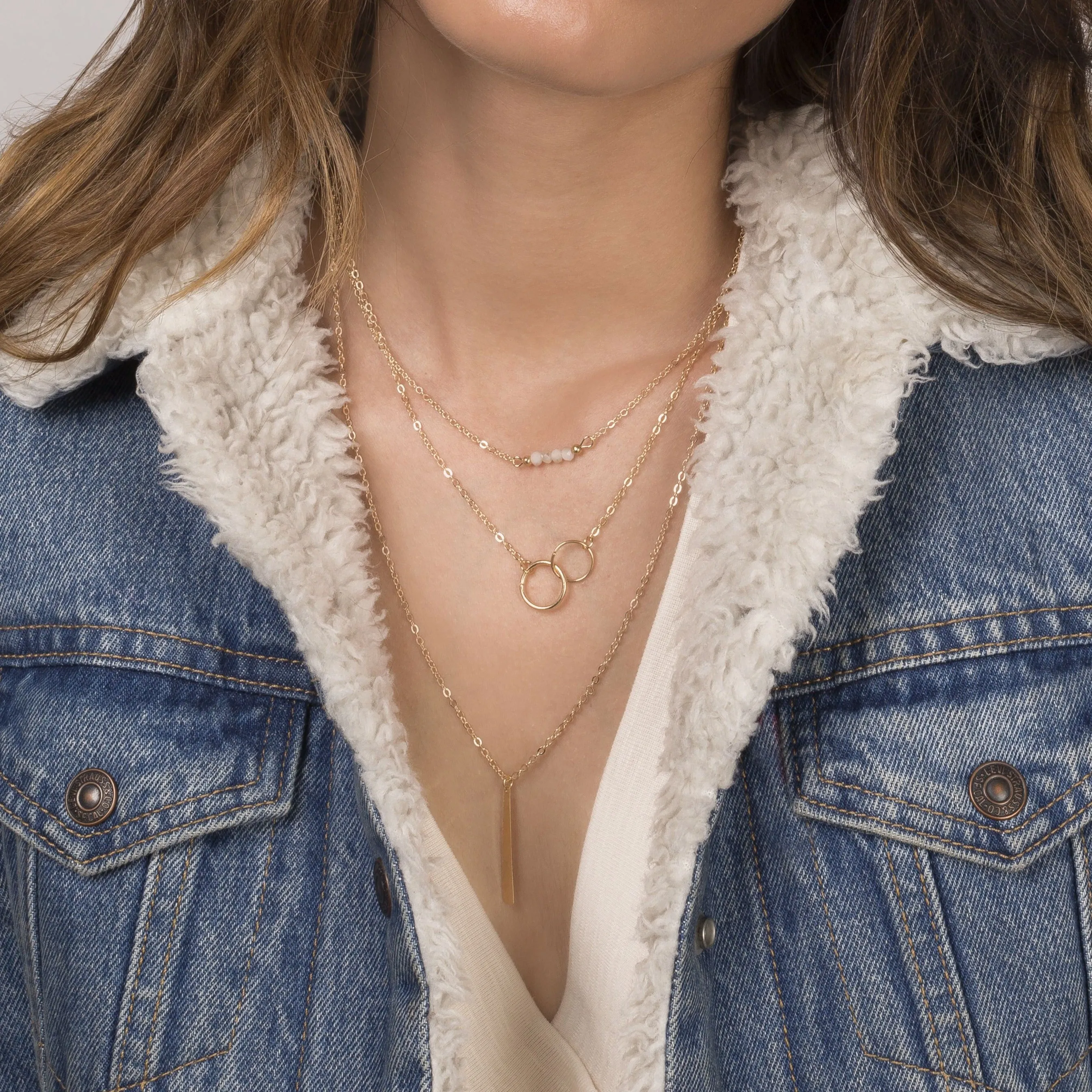 Summer Lovin Femme Pendant Necklace