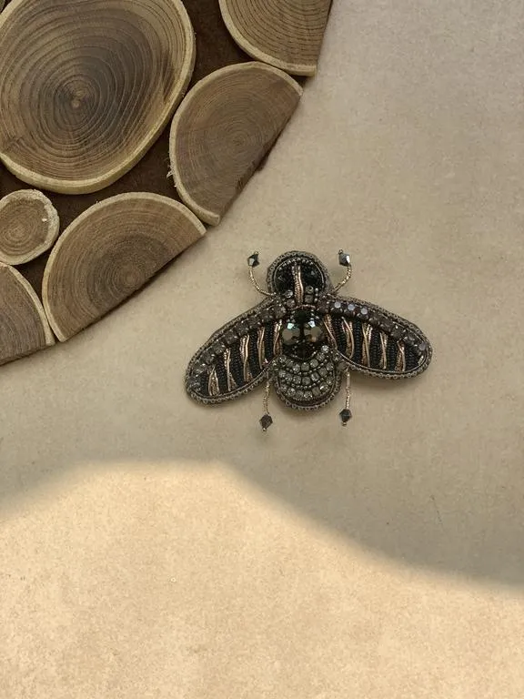 the humble bumble brooch