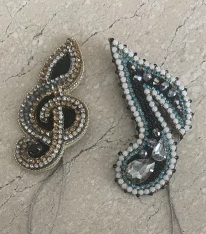 the music notes brooch