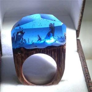 Under the sea enamel ring