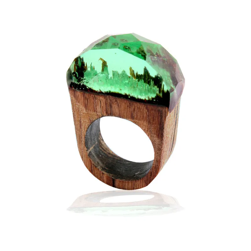 Under the sea enamel ring