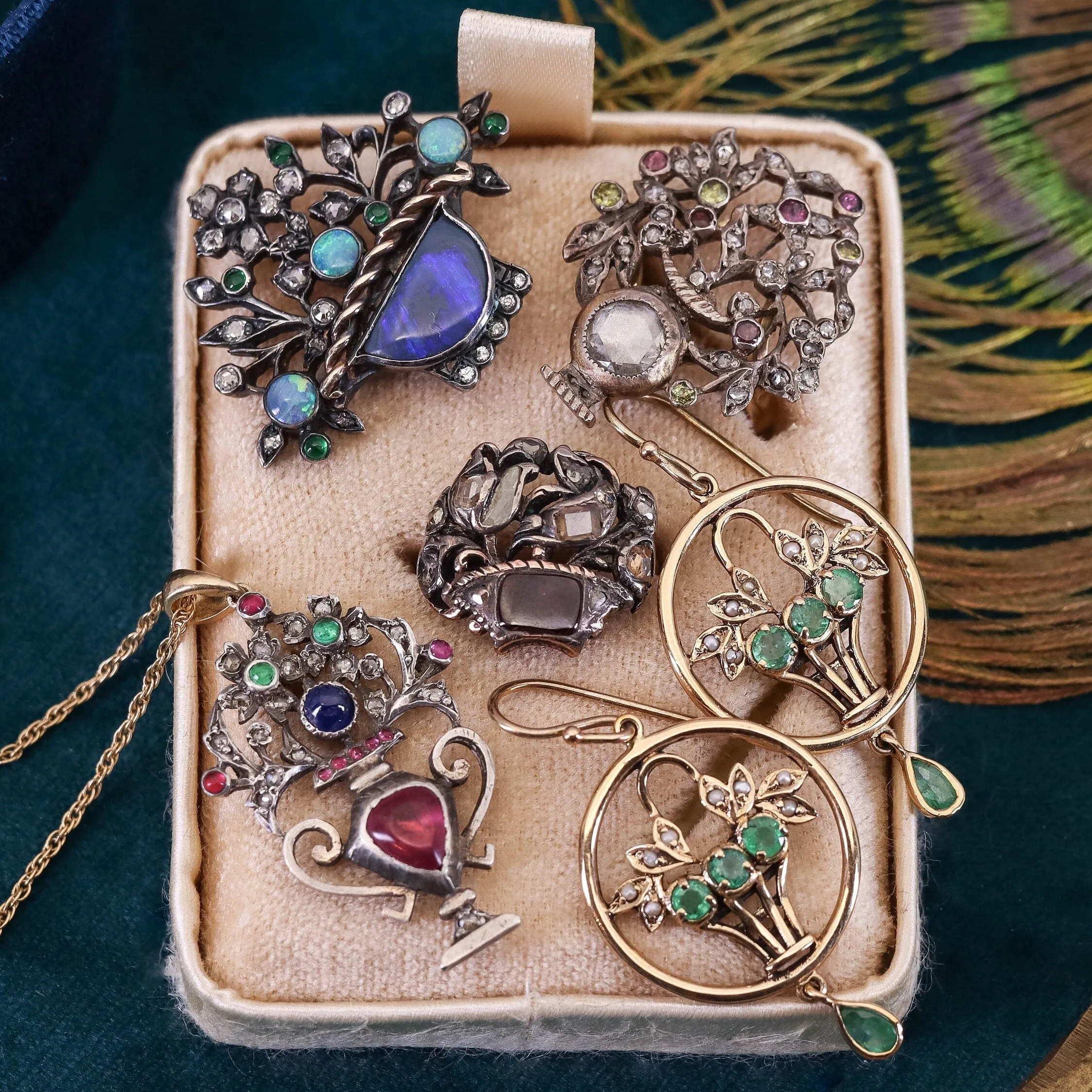 Victorian Gemstone Giardinetti Brooch