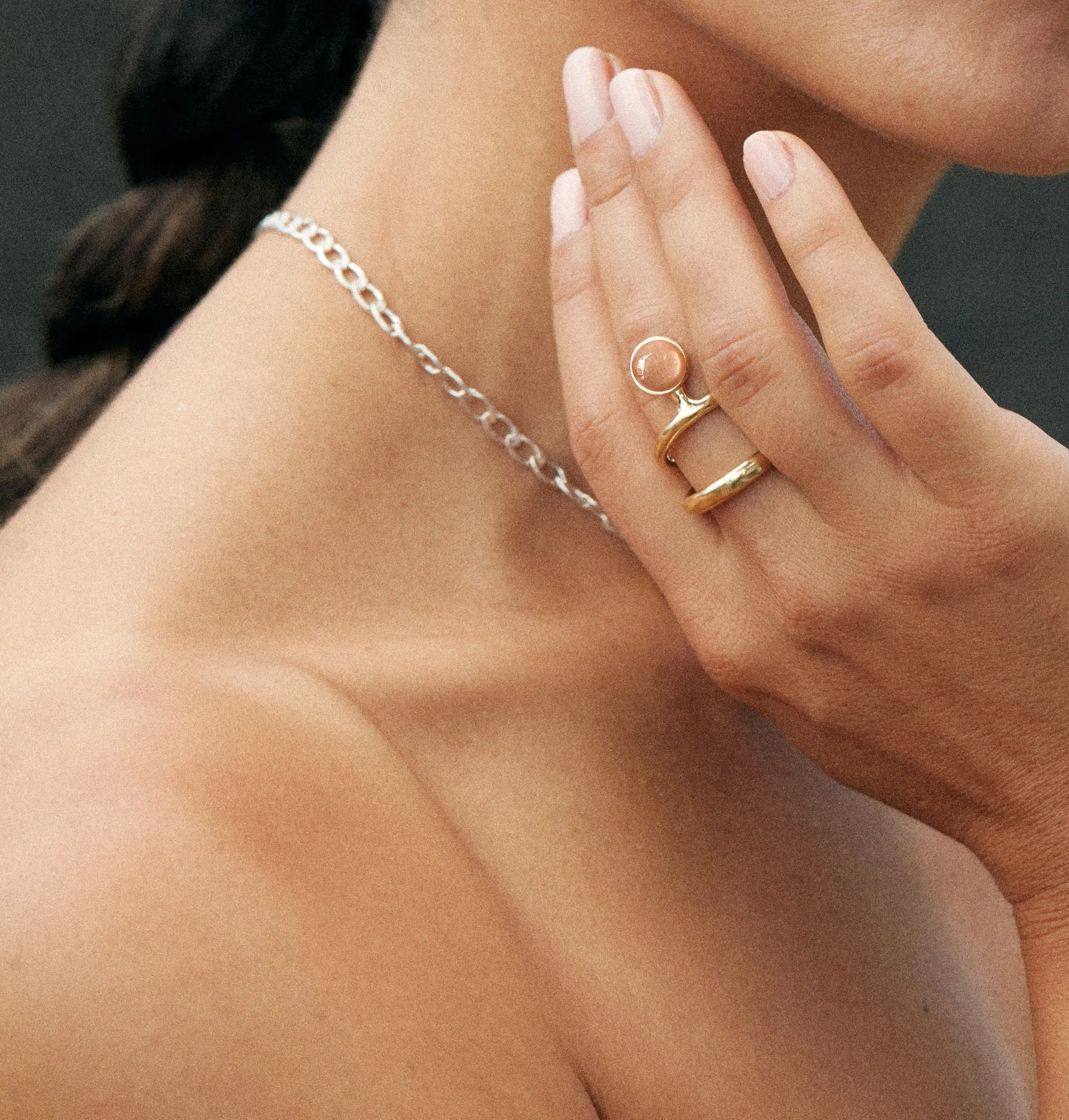 Vine Peach Moonstone Dual Band