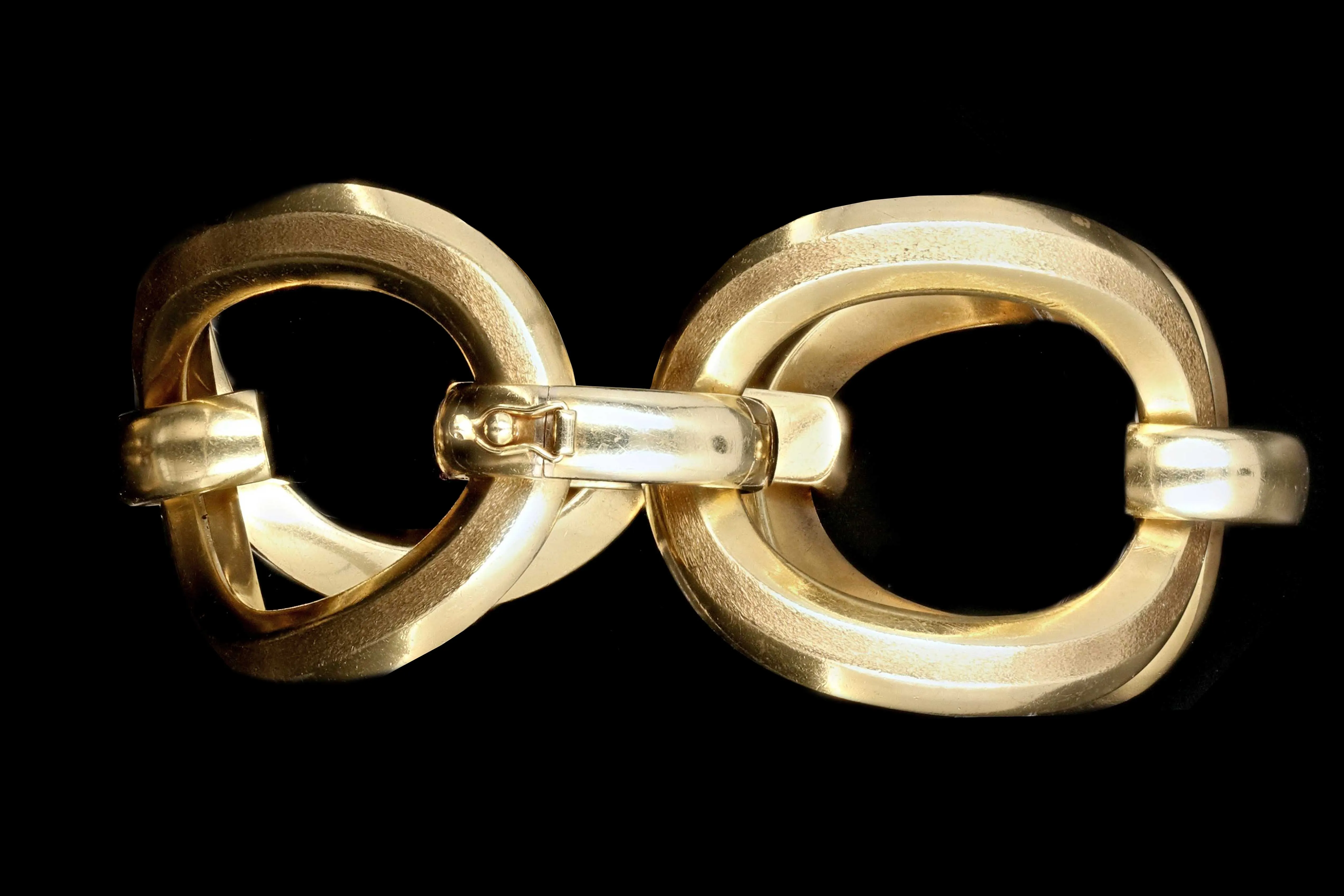 Vintage 14K Yellow Gold Large Oval Link Bracelet