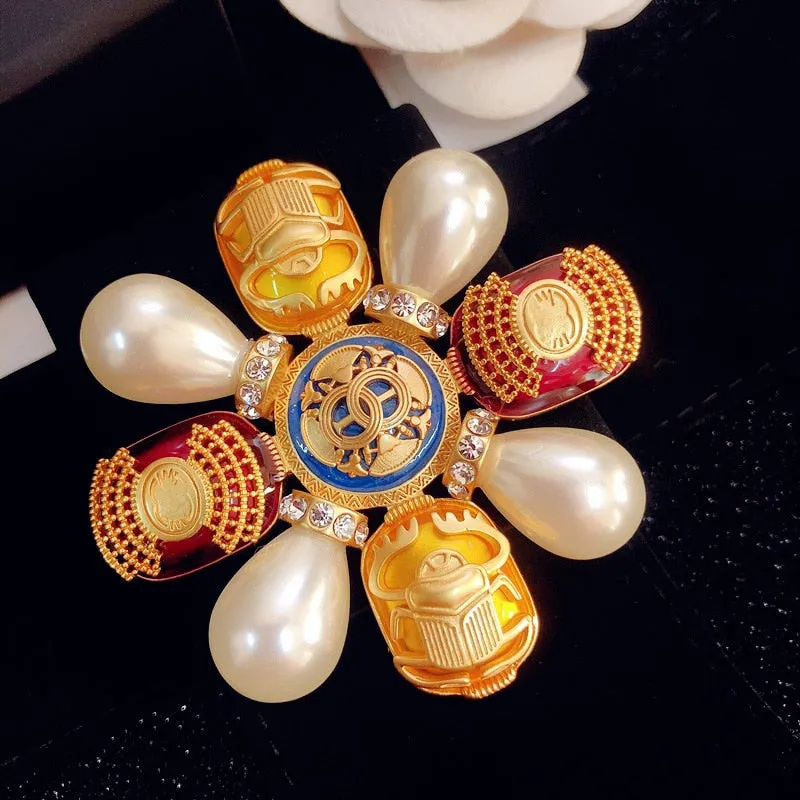 Vintage Baroque Jewel Brooches - 29 Styles