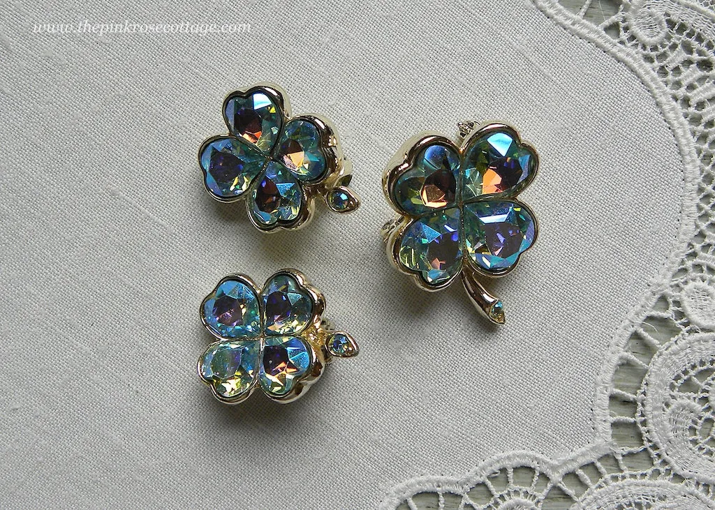 Vintage Weiss Shamrock Rhinestone Brooch and Earring Set